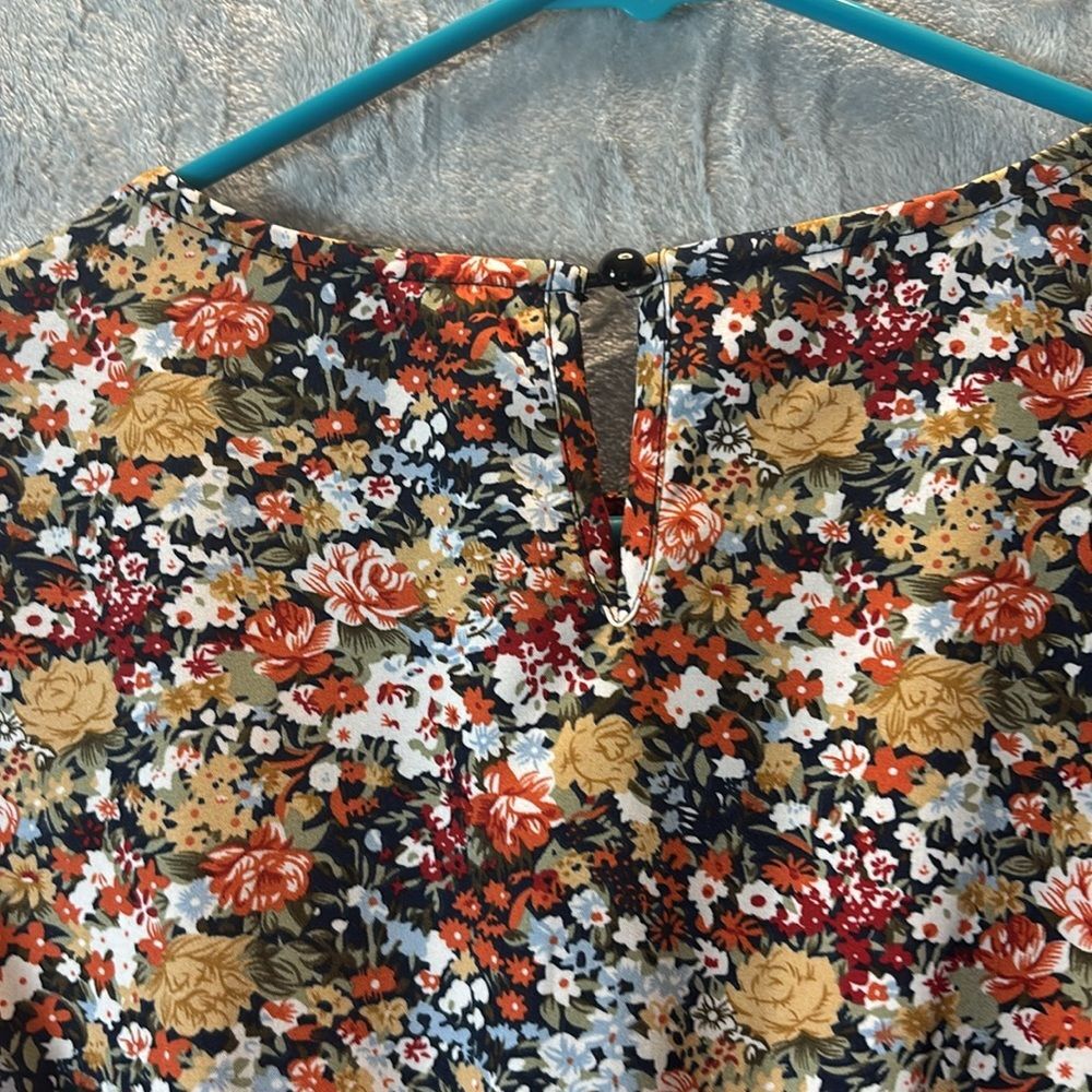 Boture Floral Peasant Dress with Short Sleeves and Ruffled Bottom Size Small - Picture 7 of 8